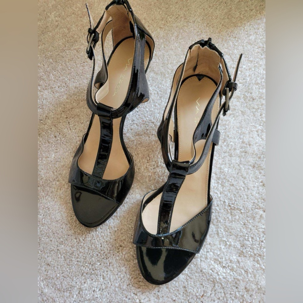 Black Via Spiga Kitten Heels Sz 9